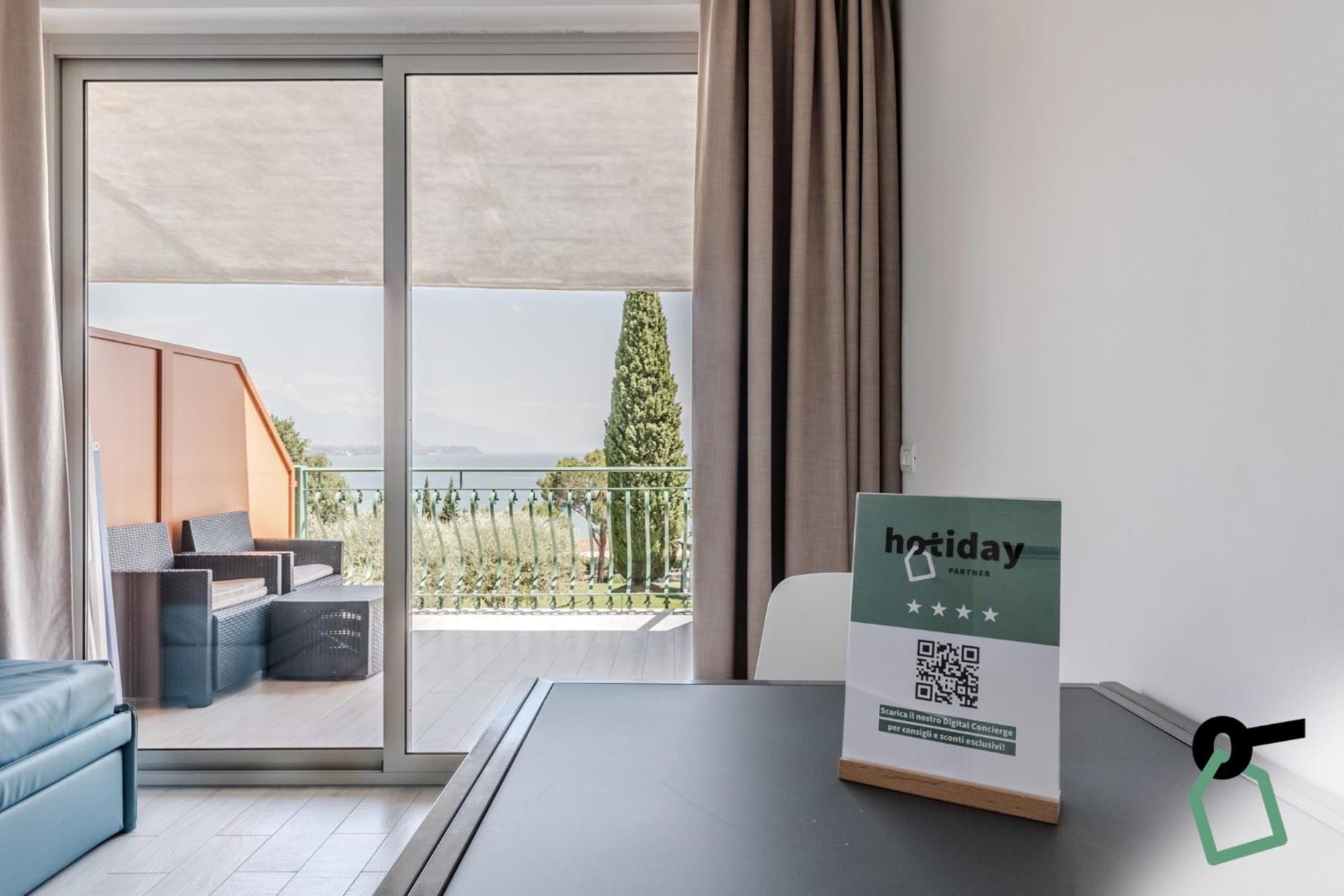 Hotiday Apartment Collection - Desenzano Desenzano del Garda Exterior foto